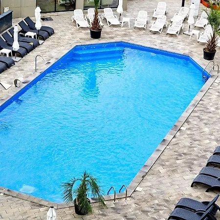Black Sea Estate N Pool Navodari