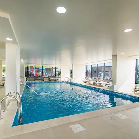 Black Sea Estate N Pool Navodari